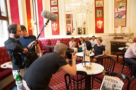 10 Years of VECI: Spotlight on Vienna – Filming in a Viennese coffee house